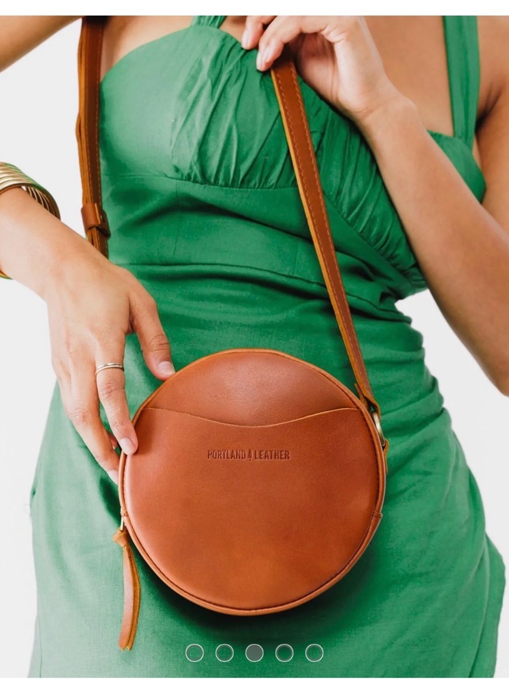 Portland Leather Circle Crossbody Crossbody Bag, honey.